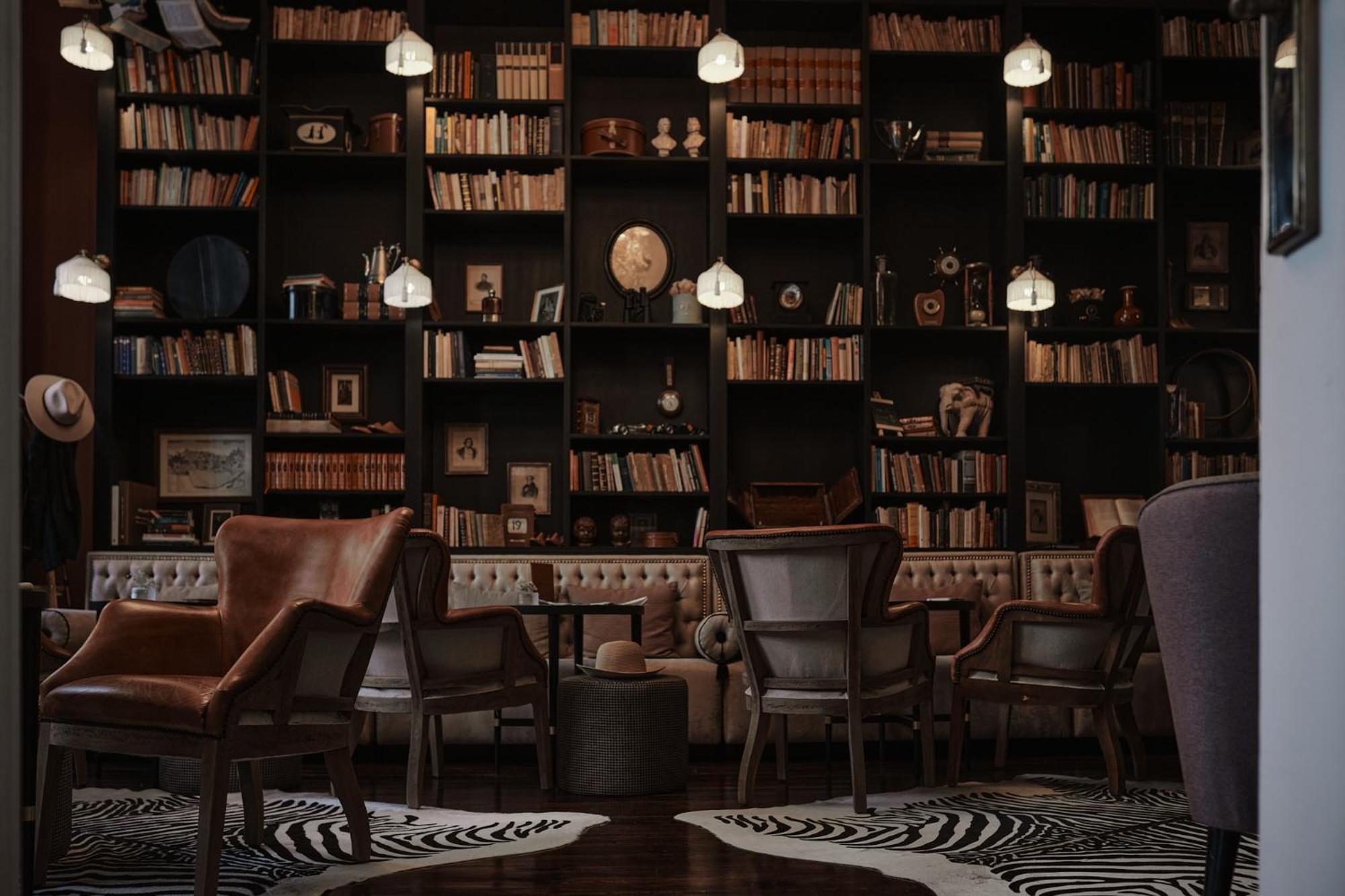 Torel Palace Порто Екстериор снимка Library